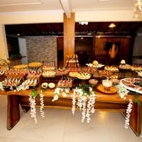 Área de buffet e apoio